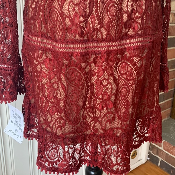 For Love & Lemons Lace Dress Size L Burgundy NWT - Picture 5 of 11